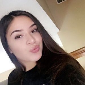 Meet your Posher, Jazmine